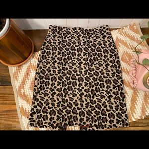 Leopard print pencil skirt